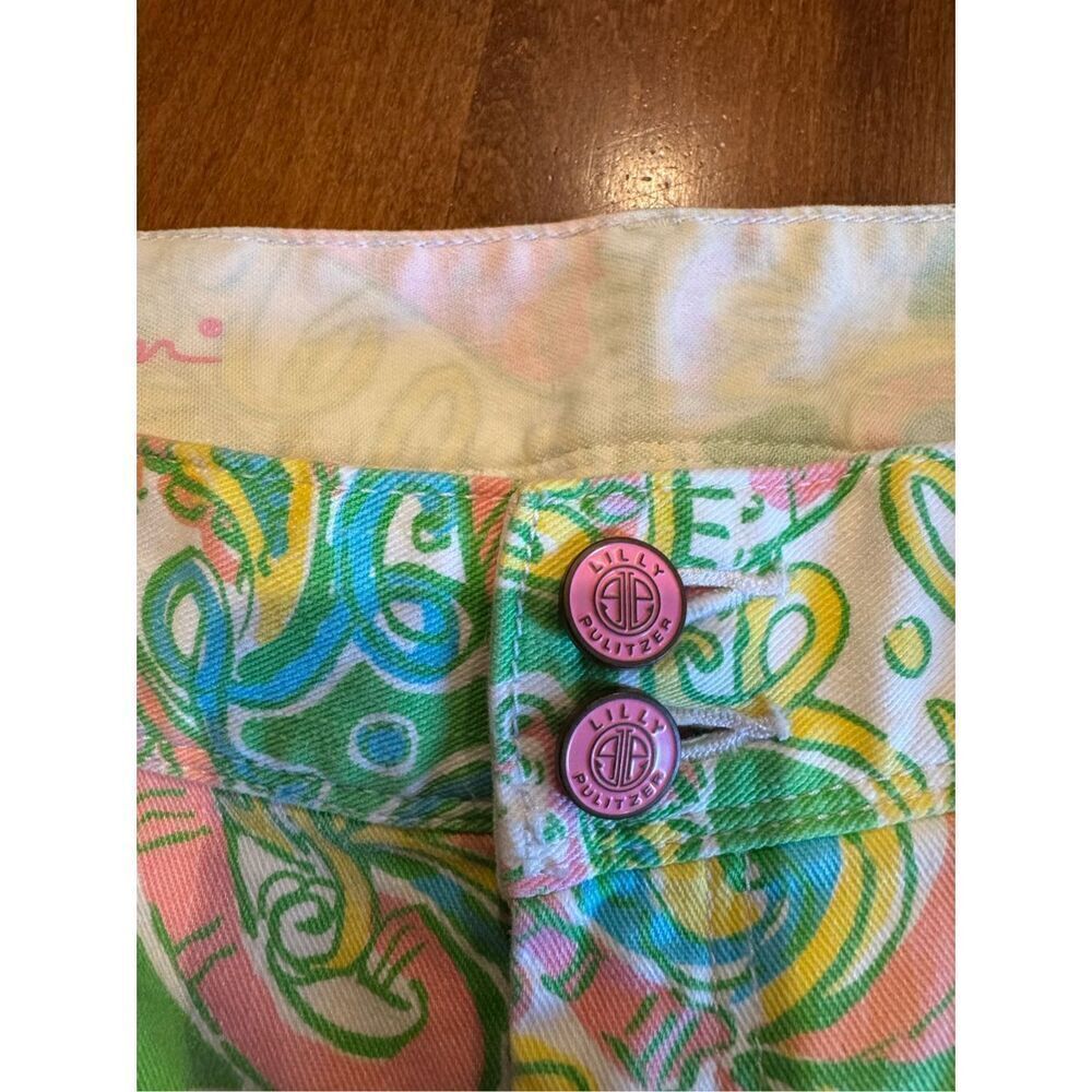 Woman’s Lilly Pulitzer Clifton shorts size 6 - Picture 2 of 6